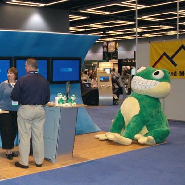 Smiling Frog Large trade show